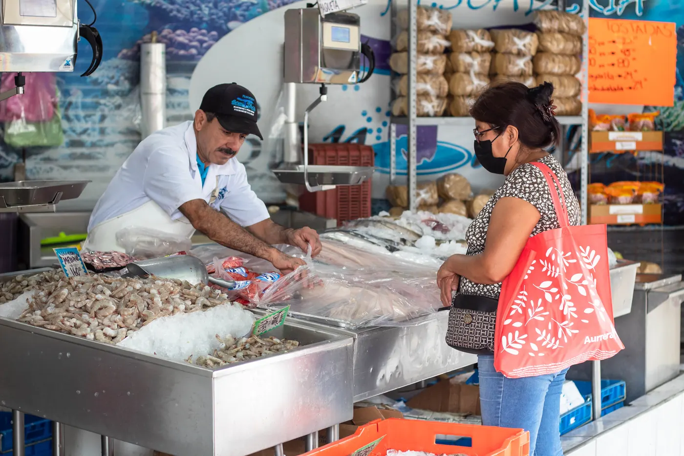 Atención en Pescadería San Blas