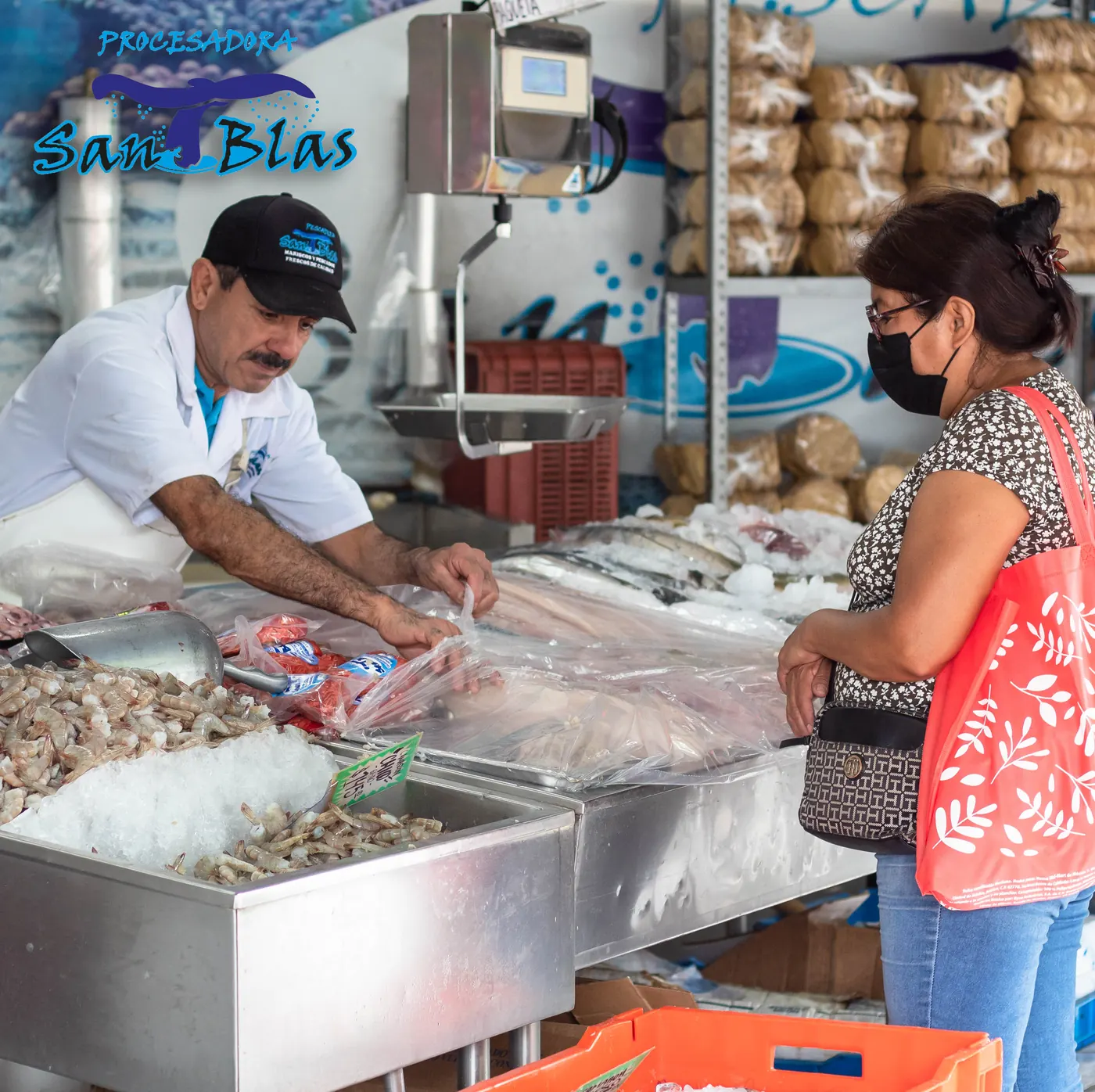 Atención en Pescadería San Blas